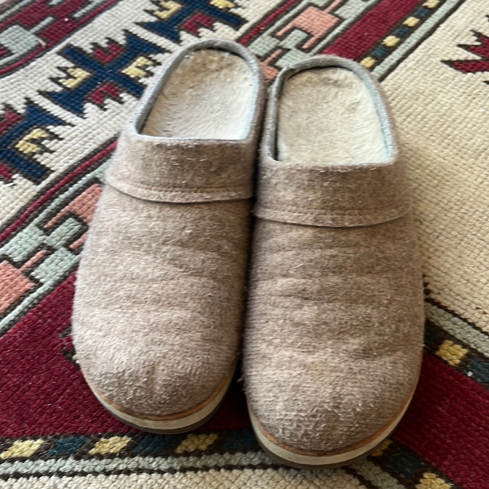 Merrell Juno clog size 9